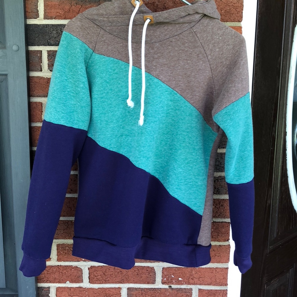 Cute multicolor sweatshirt